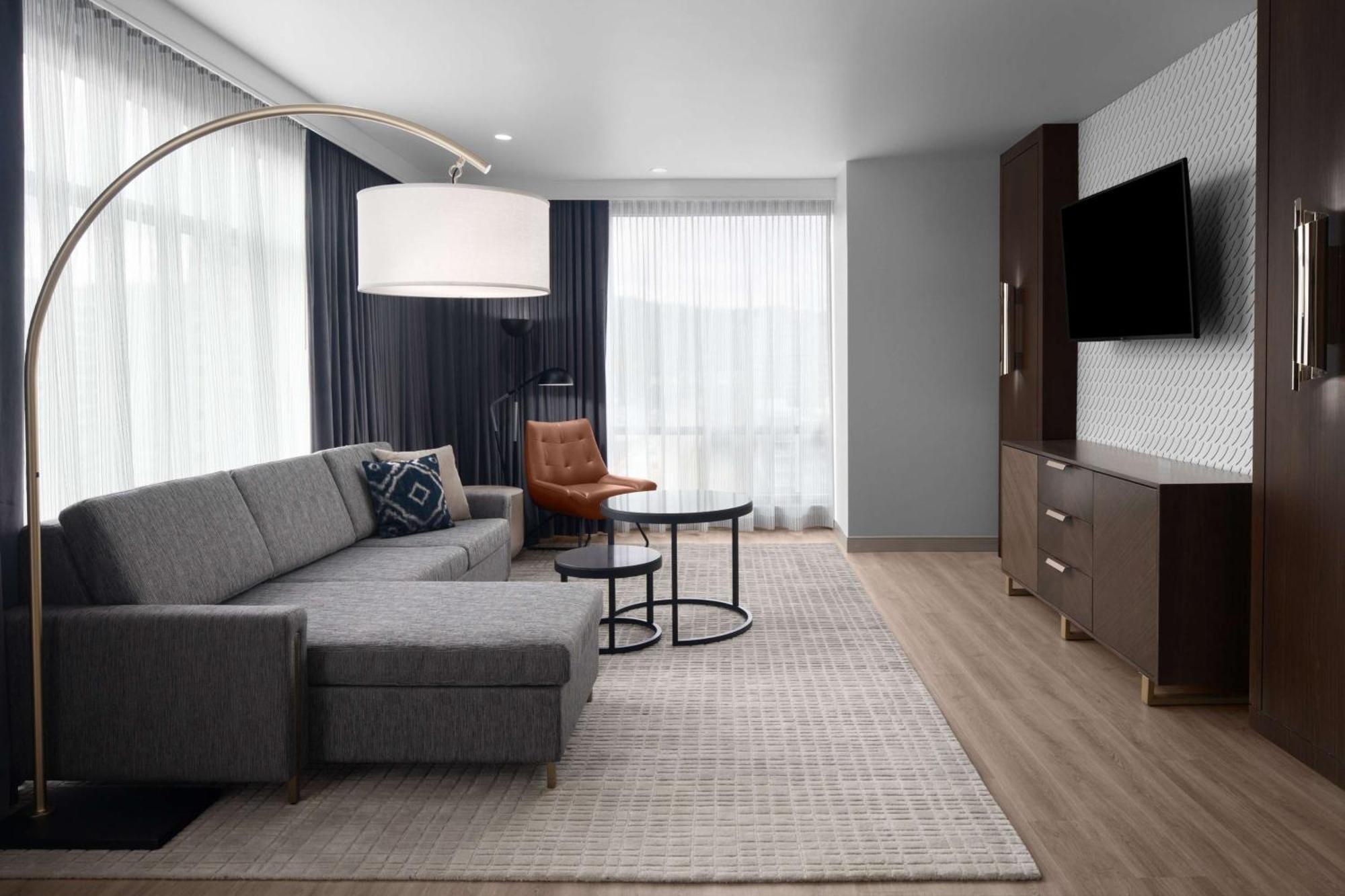 Hotel West & Main Conshohocken, Tapestry Collection Hilton Dış mekan fotoğraf